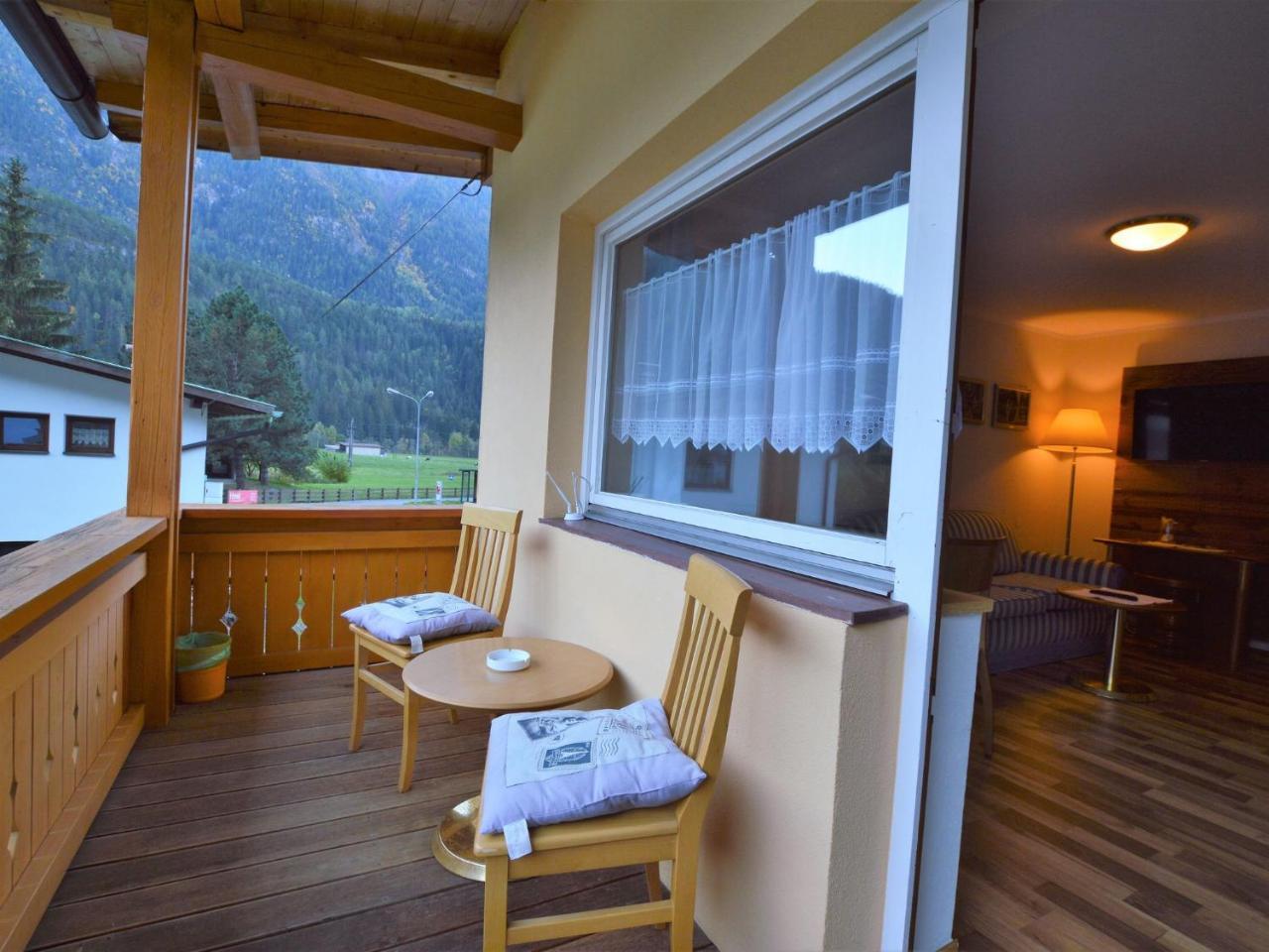 Cozy Apartment In Oetz Close To Ski Area Dış mekan fotoğraf