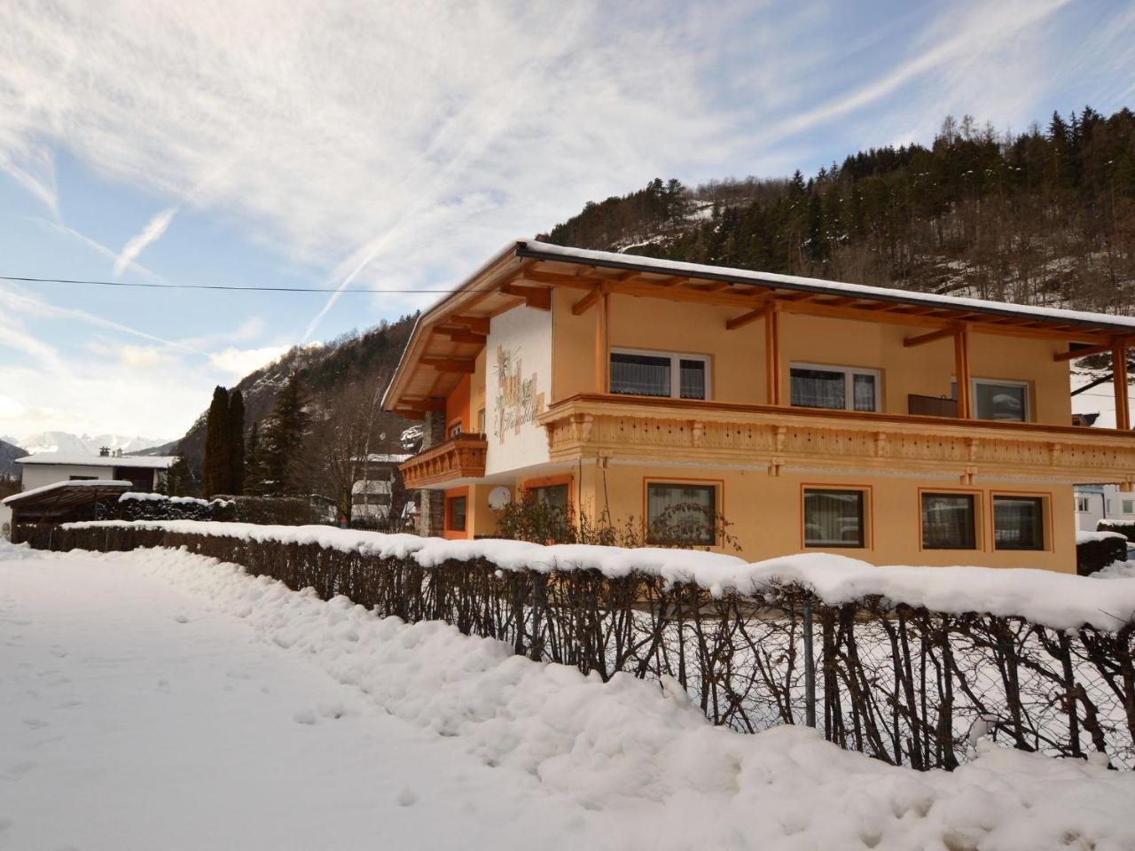 Cozy Apartment In Oetz Close To Ski Area Dış mekan fotoğraf